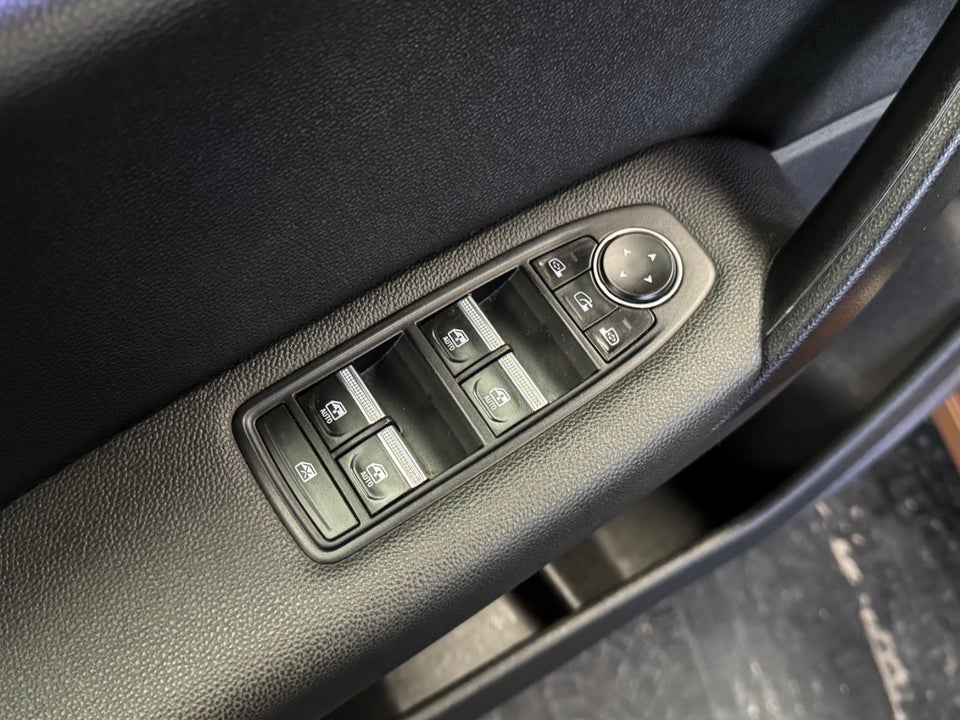 Renault Captur 1,6 E-Tech Intens 5d