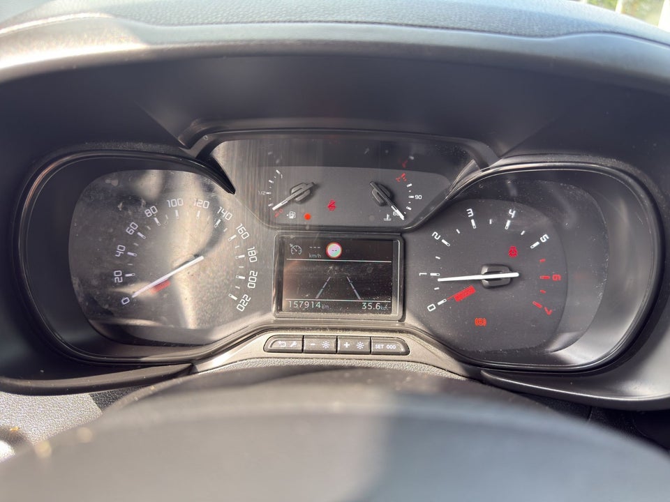 Citroën Berlingo 1,5 BlueHDi 100 Feel 5d