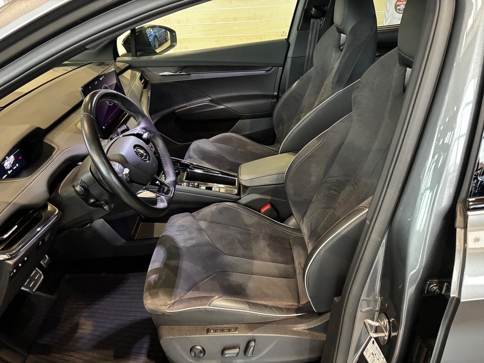 Skoda Enyaq 80 iV Sportline 5d