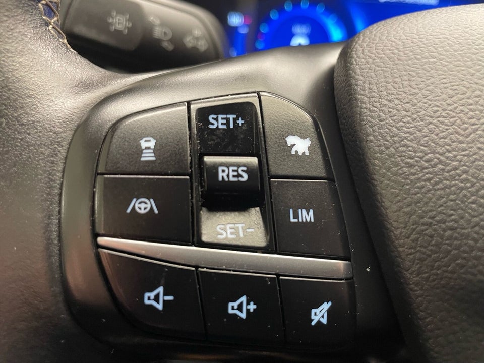 Ford Kuga 2,5 PHEV Vignale CVT 5d