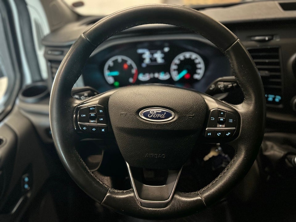 Ford Transit Custom 300L 2,0 TDCi 130 Trend