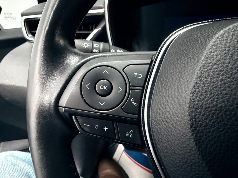 Toyota Corolla 1,8 Hybrid H3 Smart Touring Sports MDS 5d