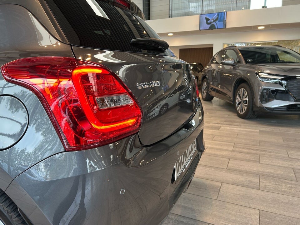 Suzuki Swift 1,2 mHybrid Exclusive CVT 5d