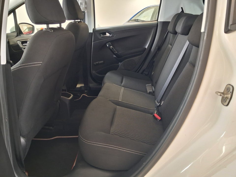 Peugeot 208 1,2 e-VTi 82 Active ESG 5d