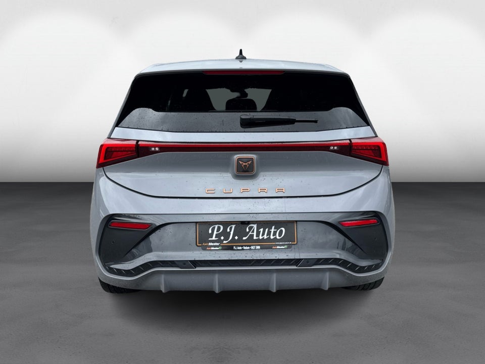 Cupra Born 58  5d
