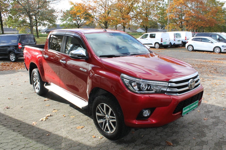 Toyota HiLux 2,4 D-4D 150 T4 Db.Kab aut. 4x4 4d