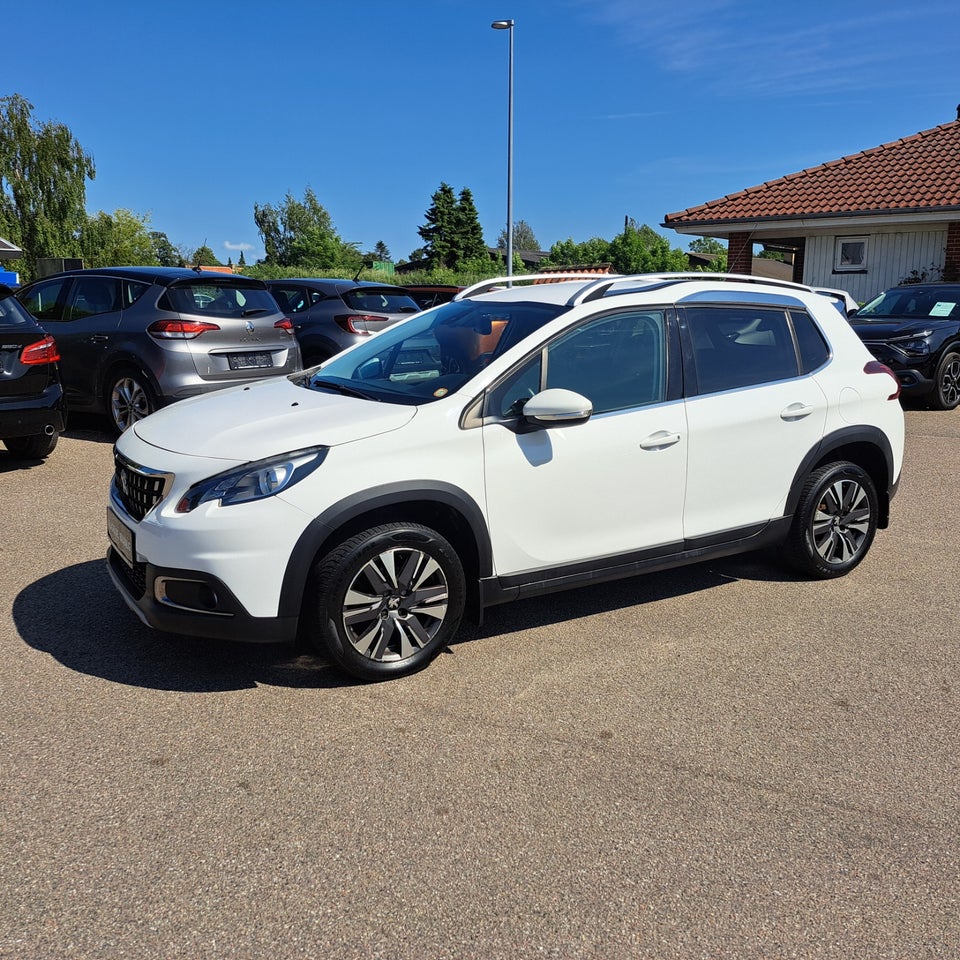 Peugeot 2008 1,6 BlueHDi 100 Allure 5d