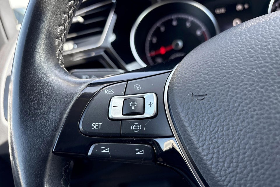 VW Touran 1,5 TSi 150 Highline Family DSG 7prs 5d