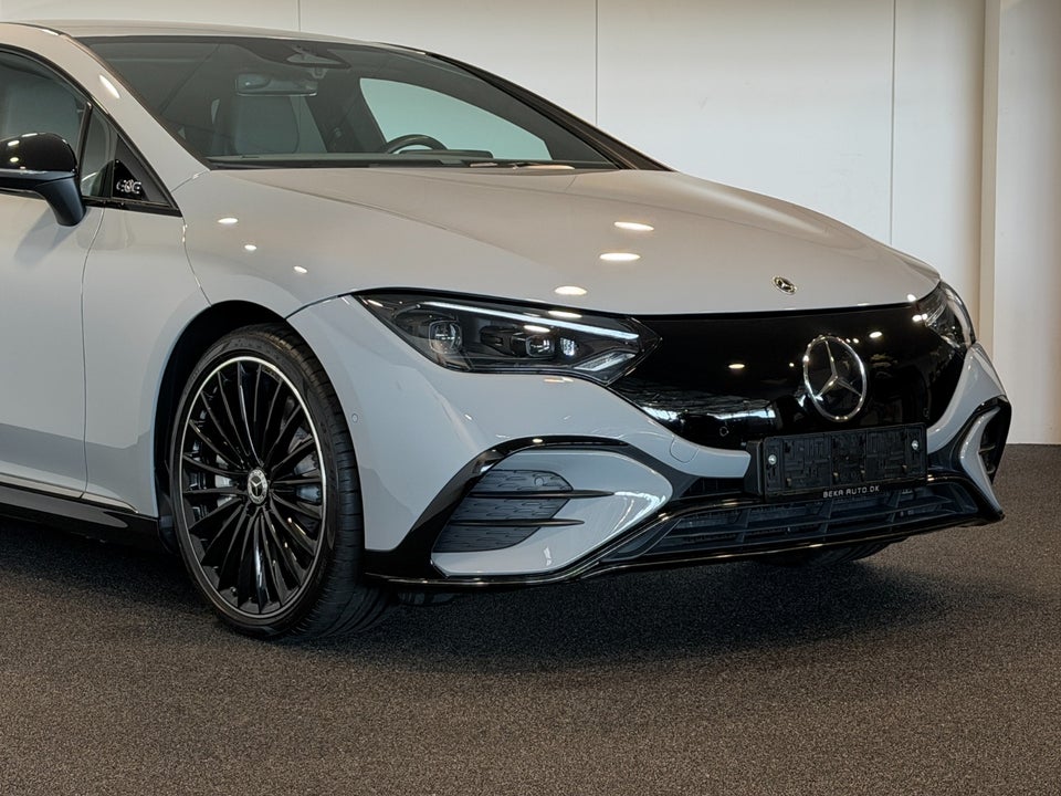 Mercedes EQE350 AMG Line 4d