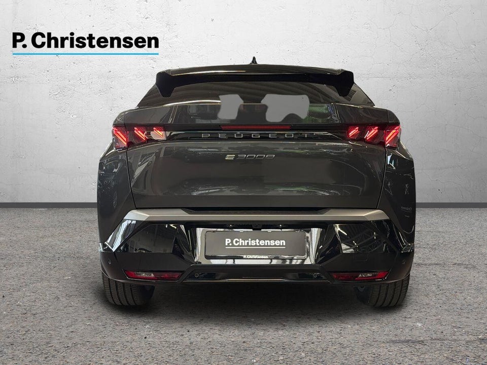 Peugeot e-3008 77 GT Pack 5d