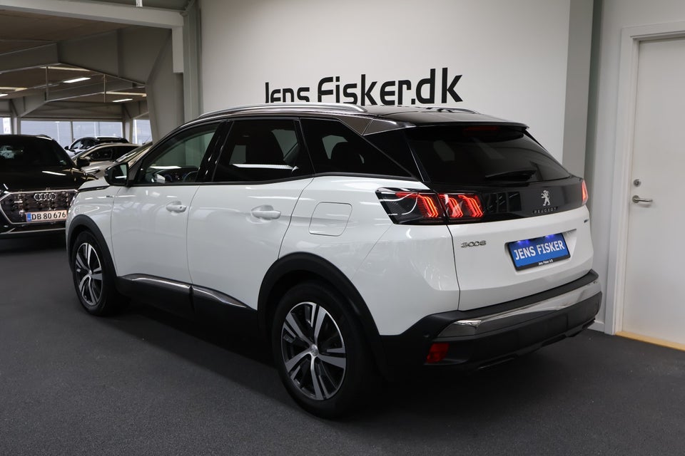 Peugeot 3008 1,6 Hybrid First Selection EAT8 5d