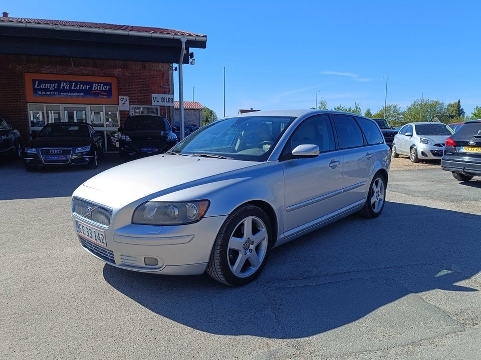 Volvo V50 2,4  5d