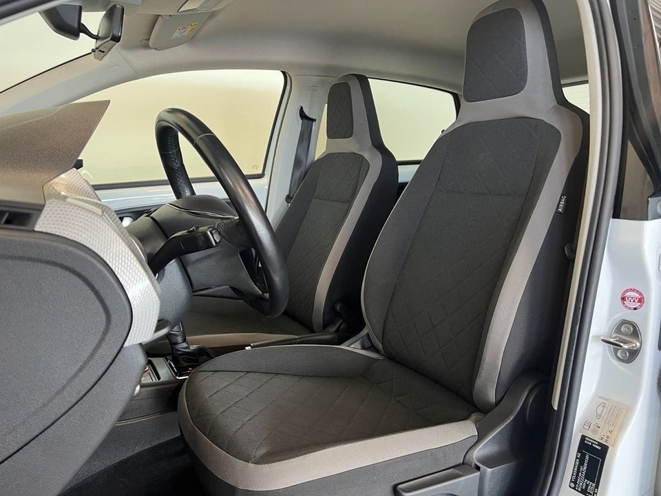 VW e-Up! Style Plus 5d