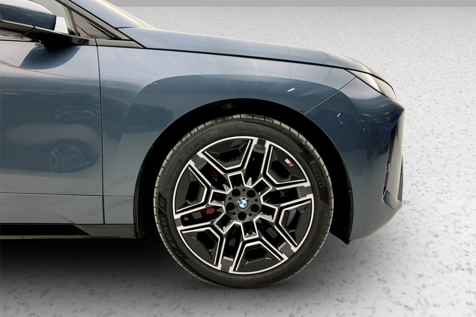 BMW iX xDrive45 Fully Charged 5d