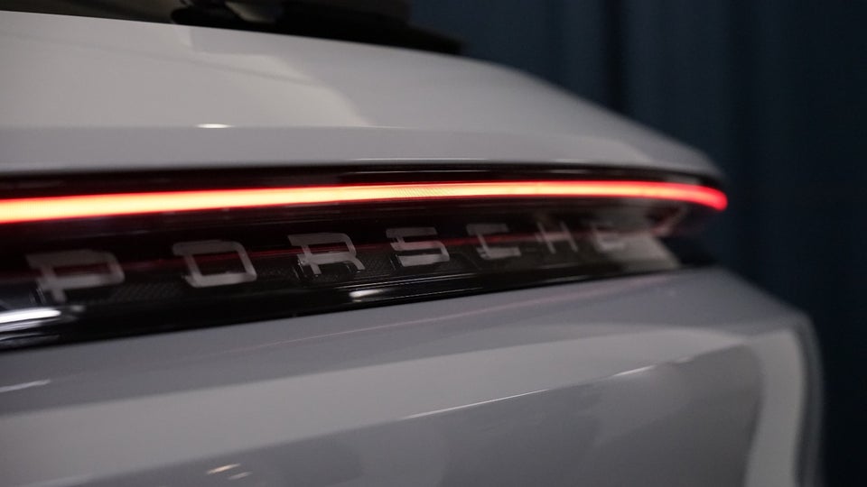 Porsche Taycan 4S Performance+ Cross Turismo 5d