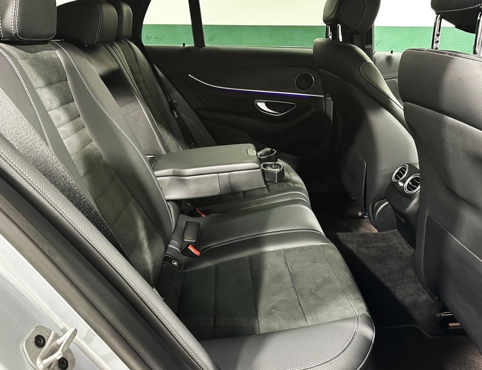 Mercedes E300 de 2,0 AMG Line stc. aut. 5d