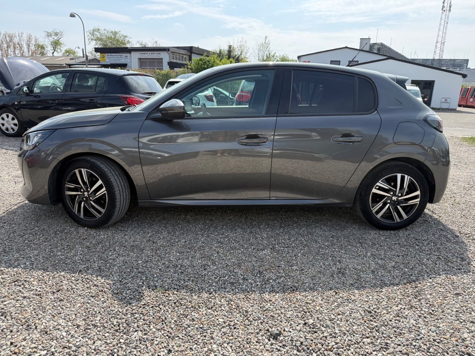 Peugeot 208 1,2 PureTech 100 Allure 5d