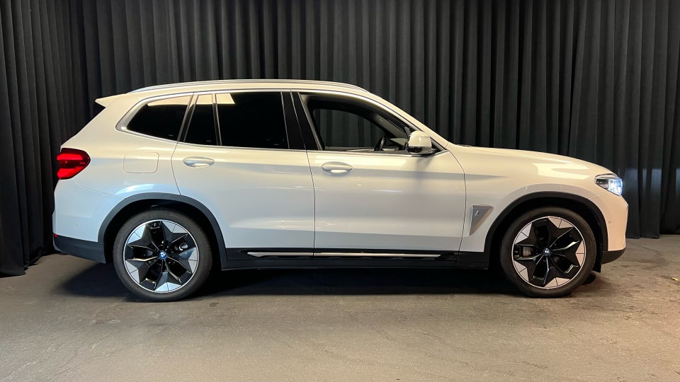 BMW iX3 Charged Plus 5d