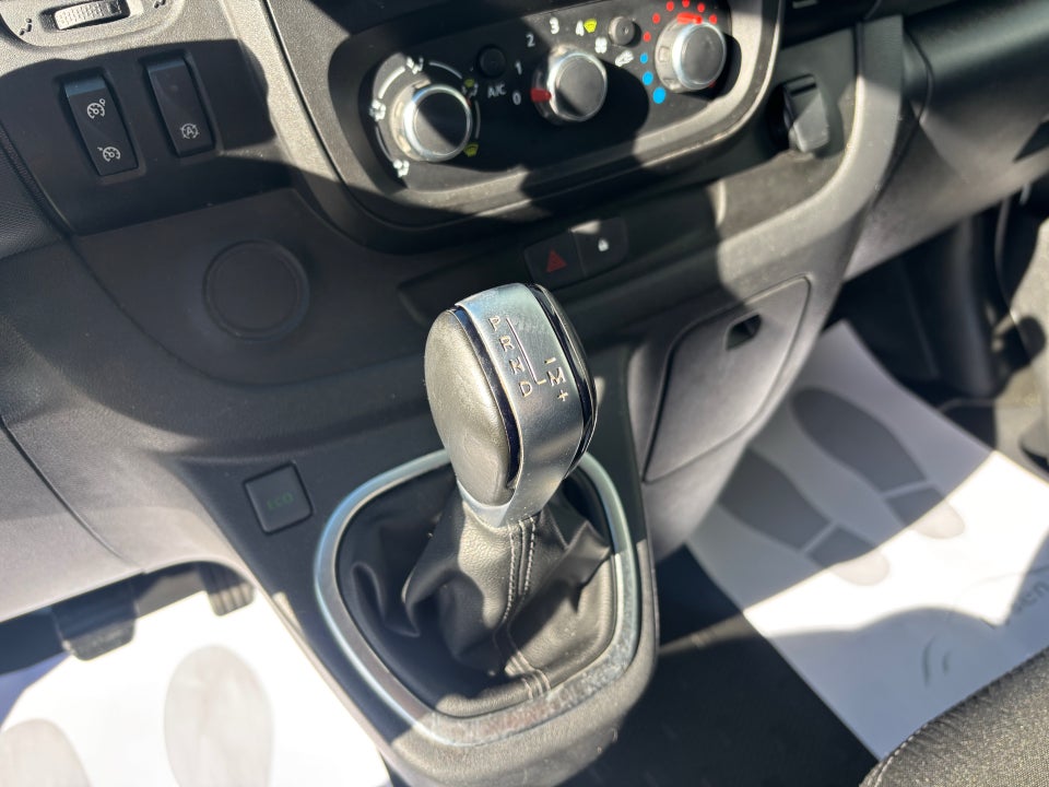 Renault Trafic T29 2,0 dCi 170 L2H1 EDC