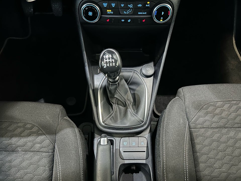 Ford Fiesta 1,0 EcoBoost mHEV Titanium 5d