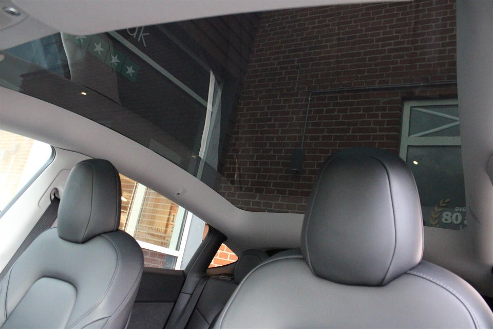 Tesla Model Y Long Range AWD 5d