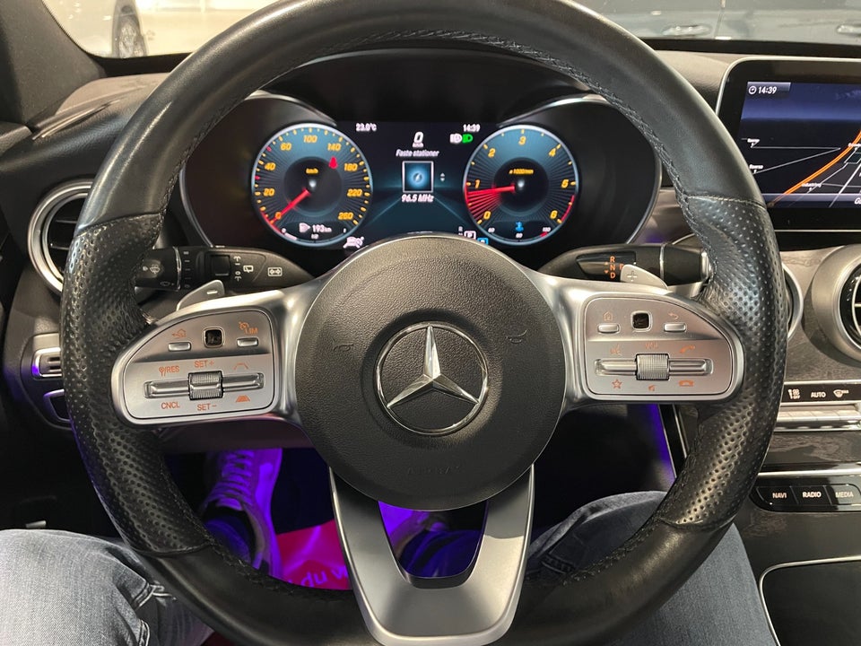 Mercedes C220 d 2,0 AMG Line stc. aut. 5d