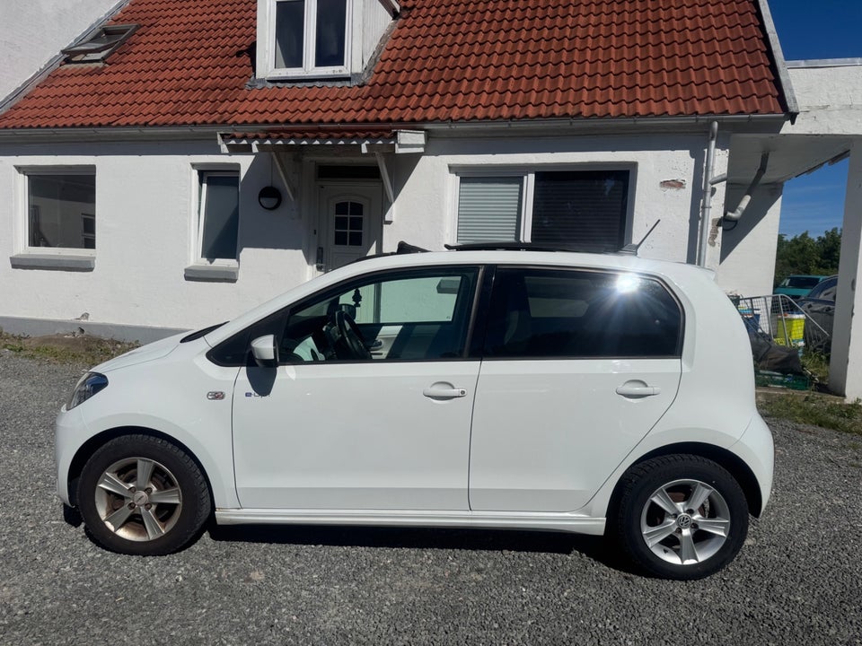 VW e-Up! High Up! 5d