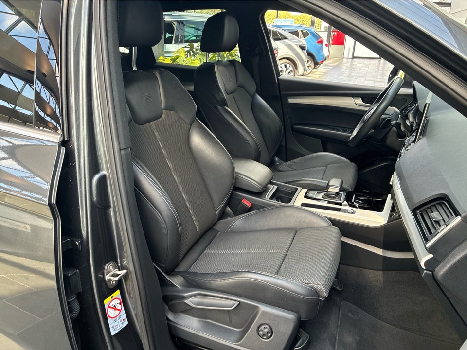 Audi Q5 50 TFSi e S-line quattro S-tr. 5d