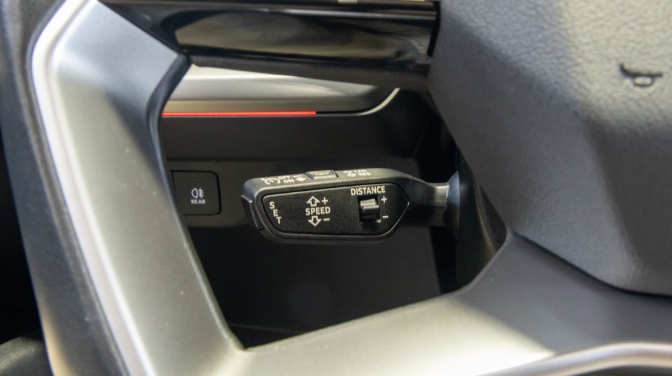 Audi Q4 e-tron 40 S-line 5d