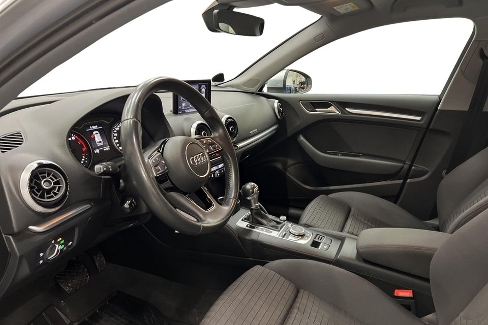 Audi A3 40 TFSi Sport Limited Sportback quattro S-tr. 5d
