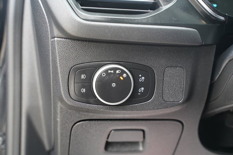 Ford Focus 1,0 EcoBoost Titanium 5d