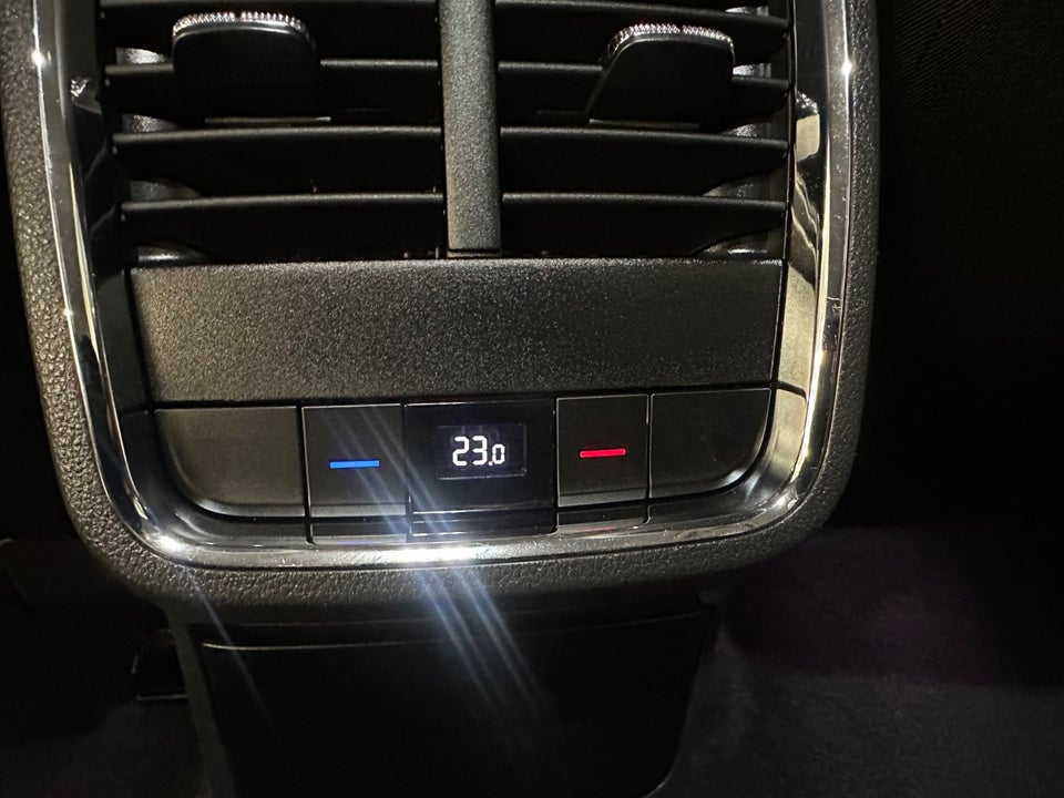 Skoda Octavia 1,4 TSi iV Plus Combi DSG 5d