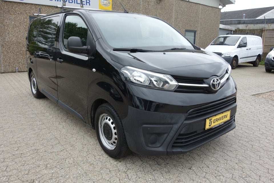 Toyota ProAce 1,6 D 95 Compact Base+ 5d