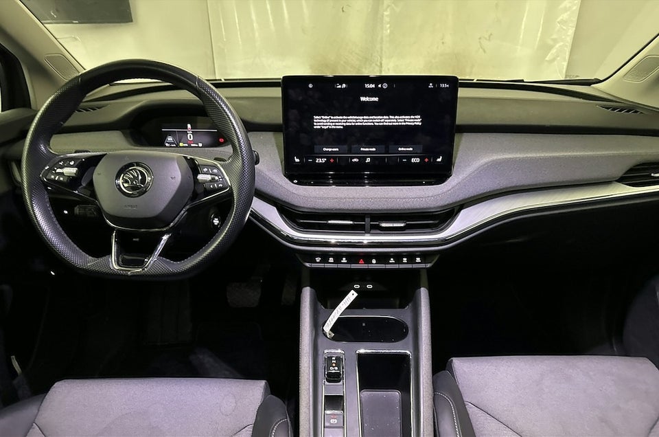 Skoda Enyaq 80 iV Plus Loft 5d
