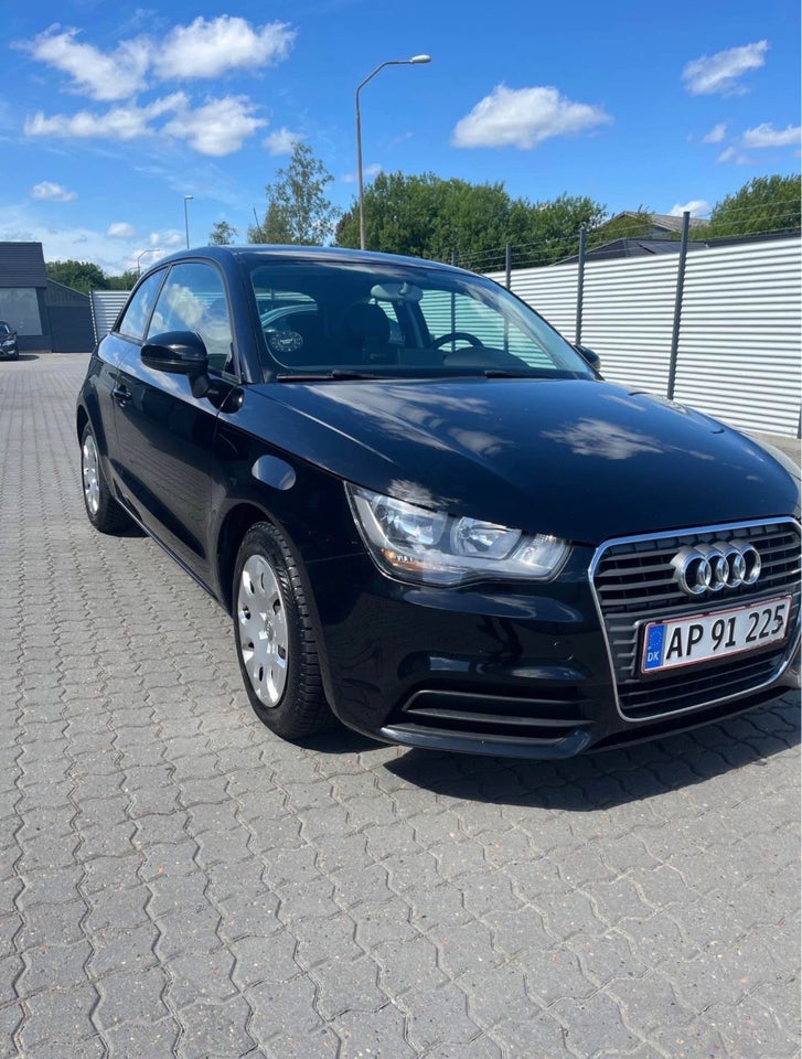 Audi A1 1,2 TFSi 86 Attraction 3d
