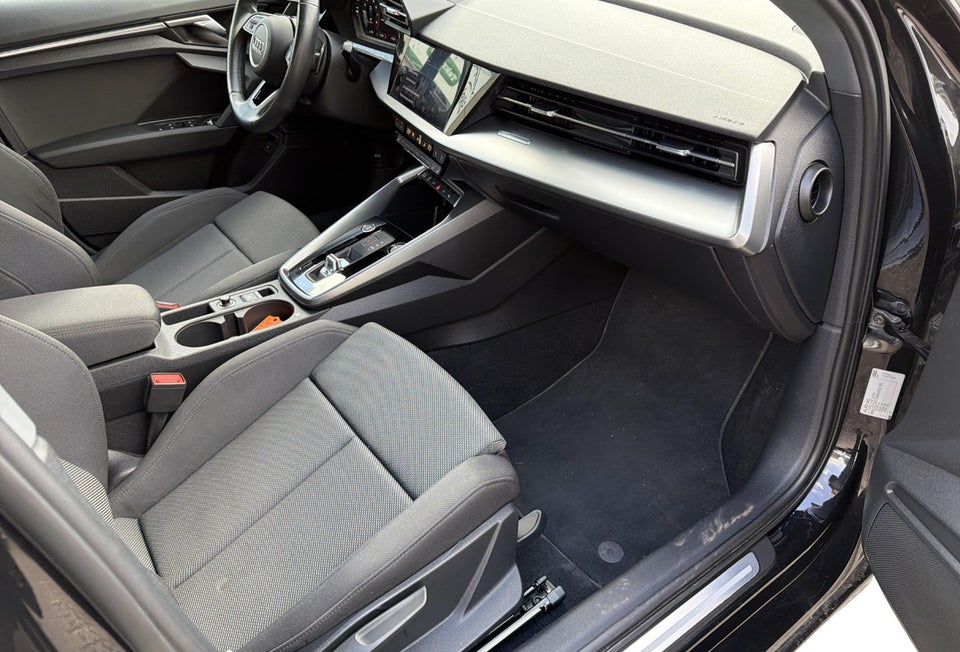 Audi A3 40 TFSi e Advanced Sportback S-tr. 5d