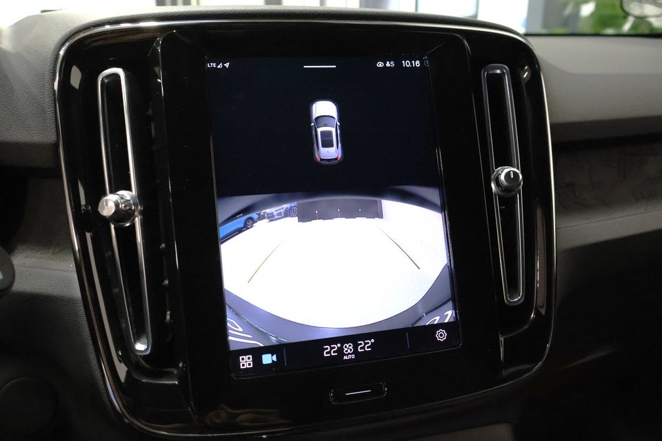 Volvo XC40 P6 ReCharge Core 5d