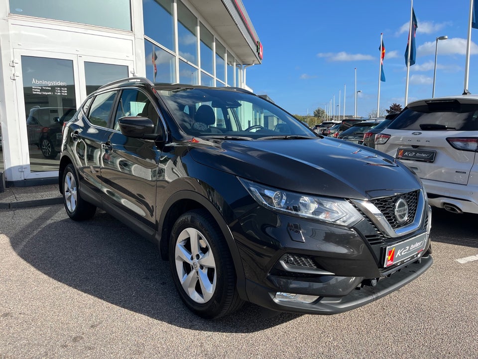 Nissan Qashqai 1,3 Dig-T 140 Acenta 5d