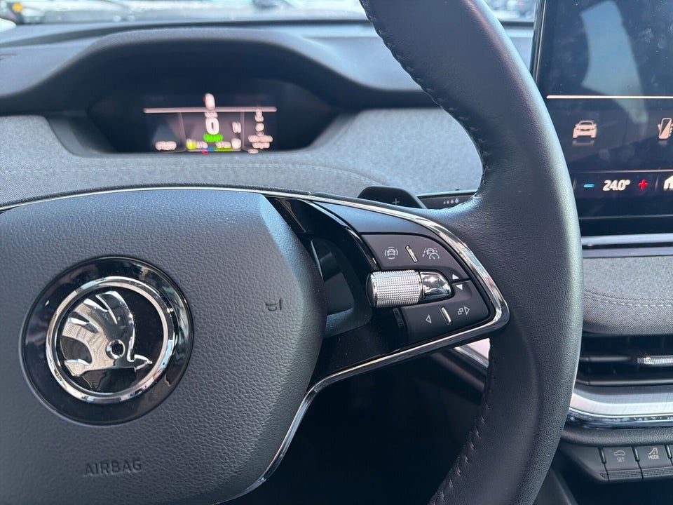 Skoda Enyaq 60 iV Premium 5d