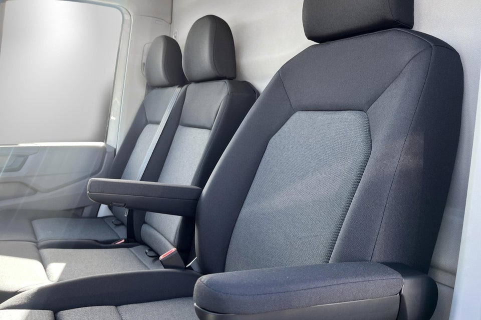 VW Crafter 35 2,0 TDi 177 Comfort Kassevogn L4H3 aut.