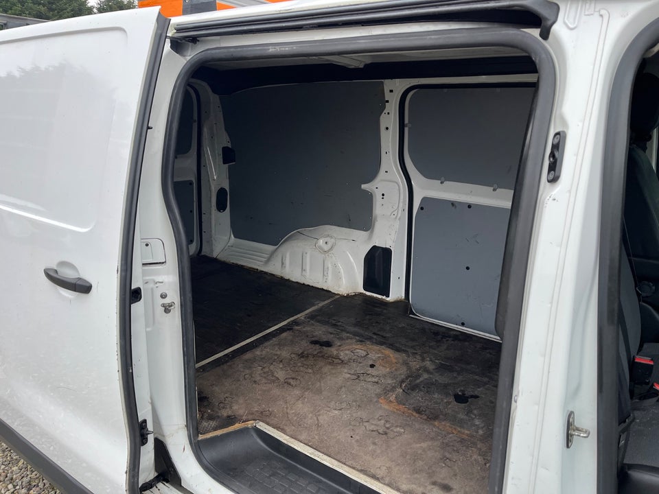 Peugeot Expert 2,0 BlueHDi 150 L3 Plus Van