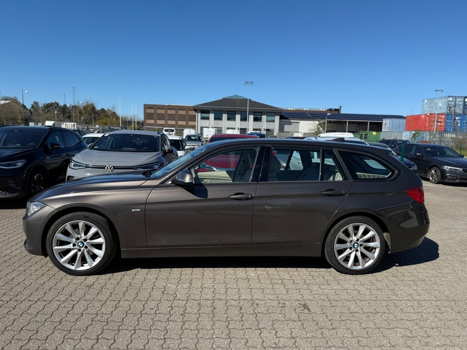 BMW 320d 2,0 Touring aut. 5d