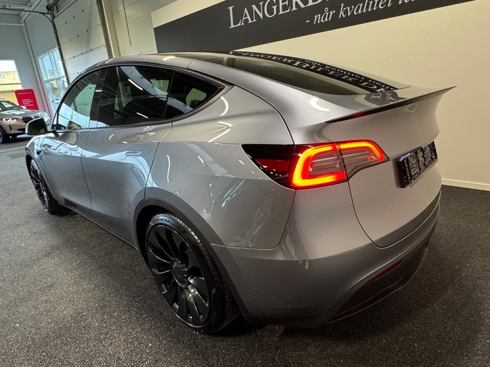 Tesla Model Y Performance AWD 5d