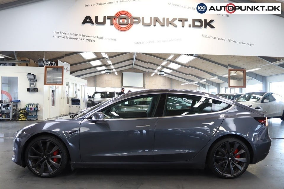 Tesla Model 3 Performance AWD 4d