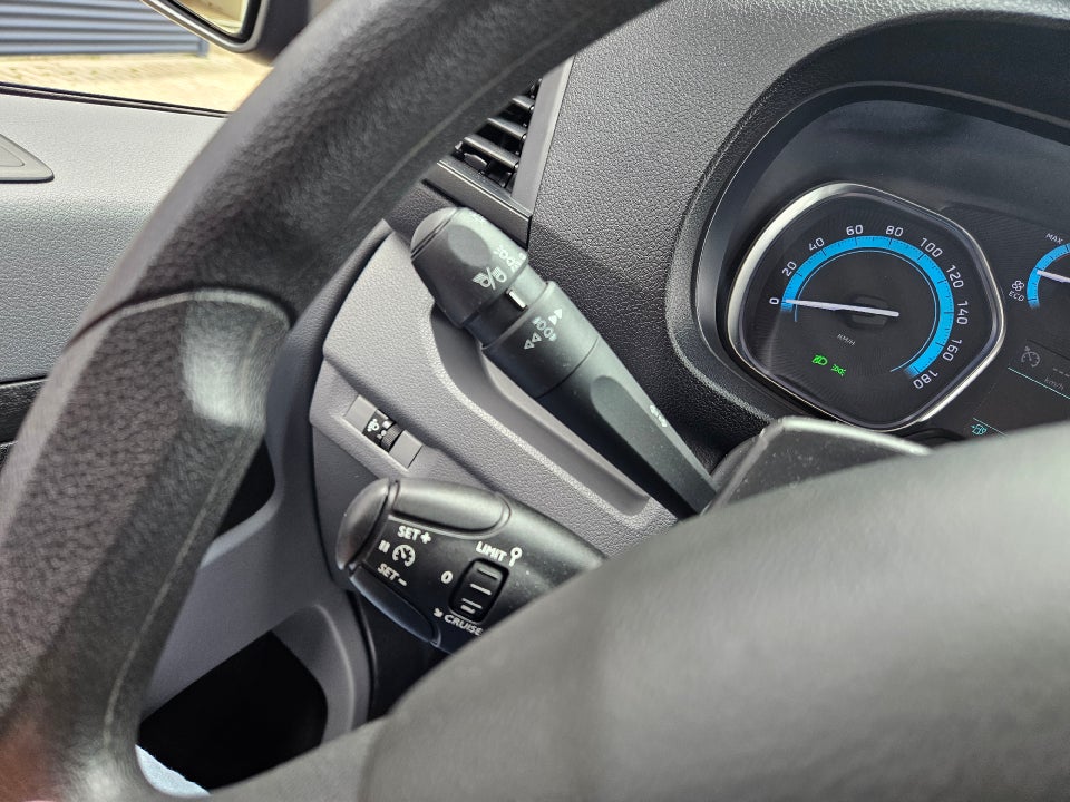 Peugeot e-Expert 75 L3 Ultimate