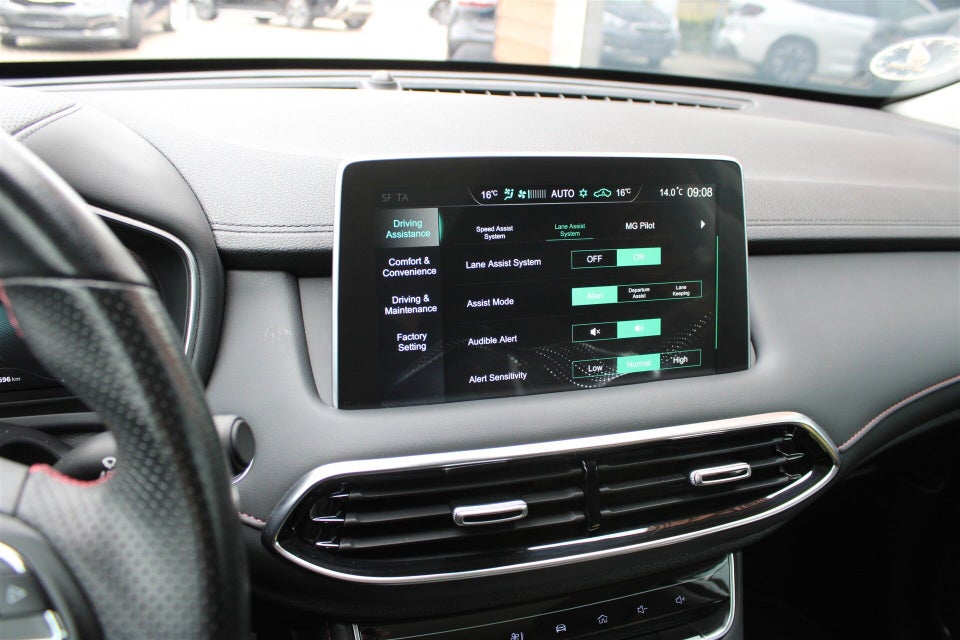 MG EHS 1,5 PHEV Luxury 5d