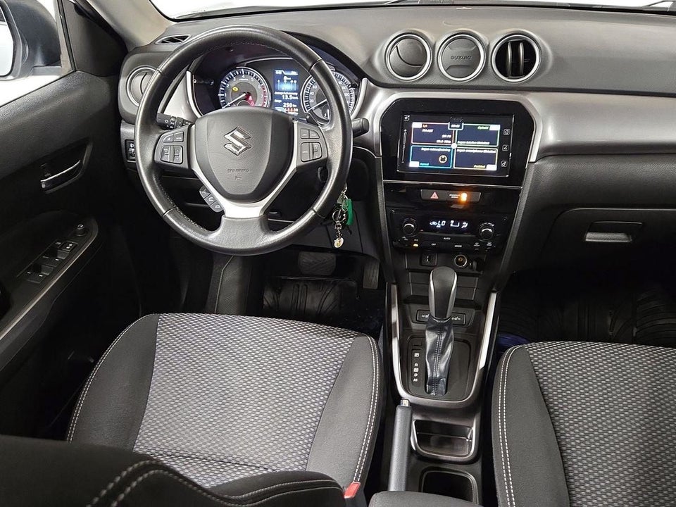 Suzuki Vitara 1,0 Boosterjet Active KUP aut. 5d