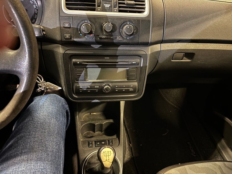 Skoda Fabia 1,2 12V Ambiente Combi 5d