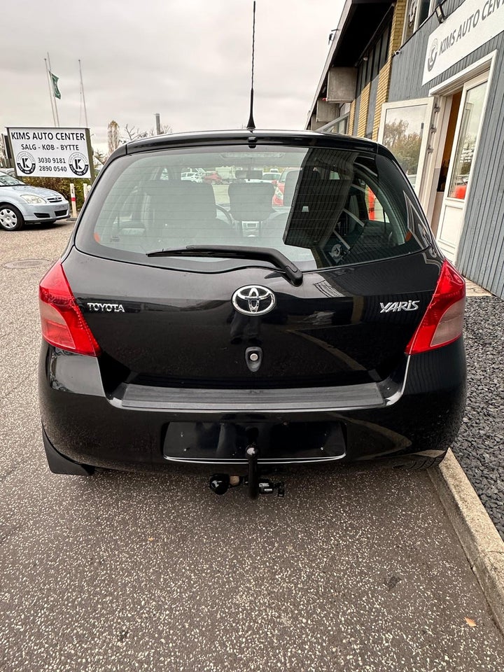 Toyota Yaris 1,3 Sol 5d