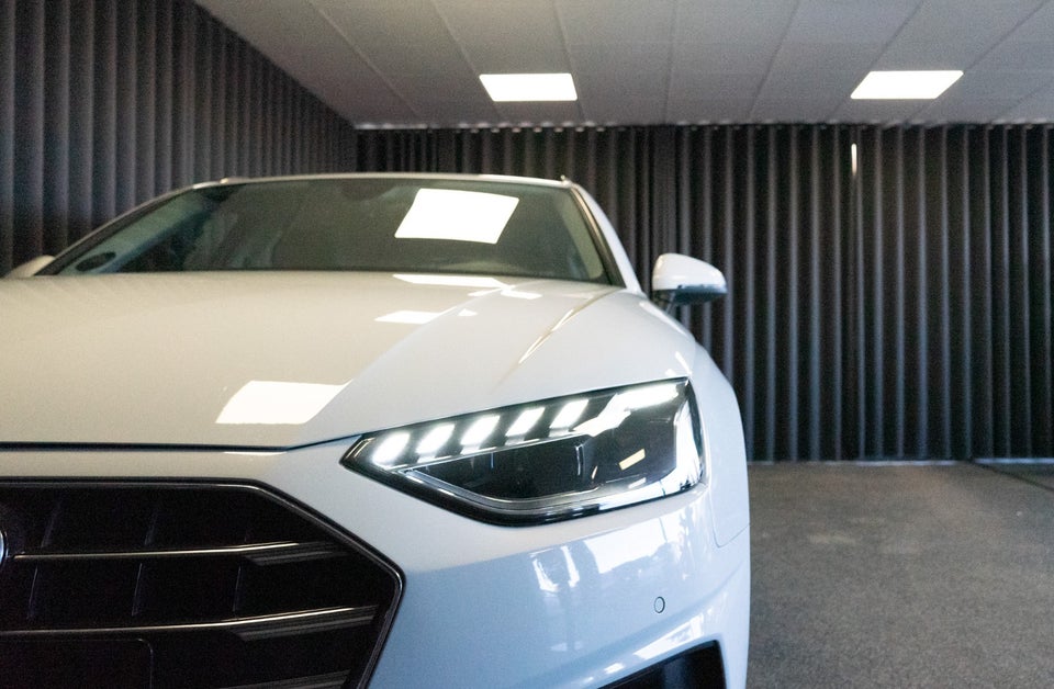 Audi A4 40 TFSi Prestige plus Avant S-tr. 5d